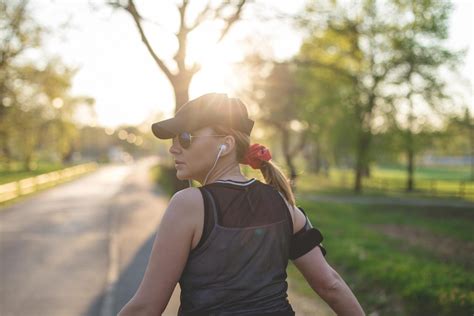 Scrunchies get rebranded as ‘hair clouds’ by Danish 